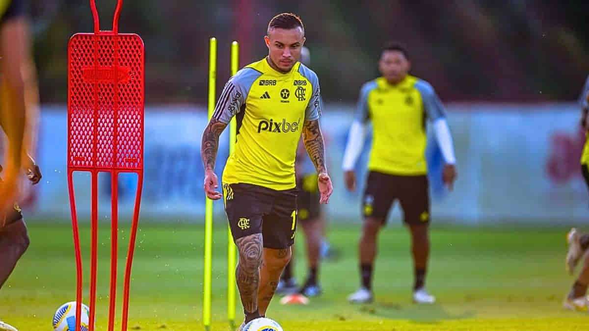 Everton-Cebolinha-será-reavaliado-após-sentir-dor-no-quadril