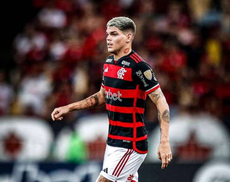 Flamengo-tenta-recuperar-Ayrton-Lucas