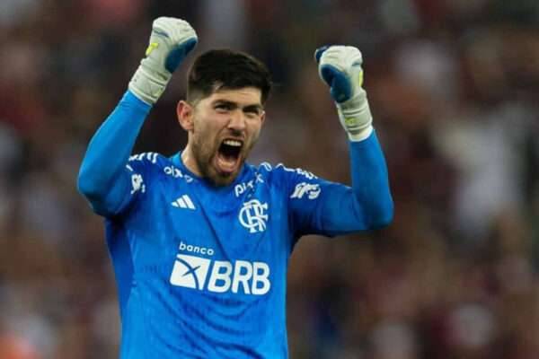 Goleiro-Rossi-faz-defesas-difíceis-contra-Juventude