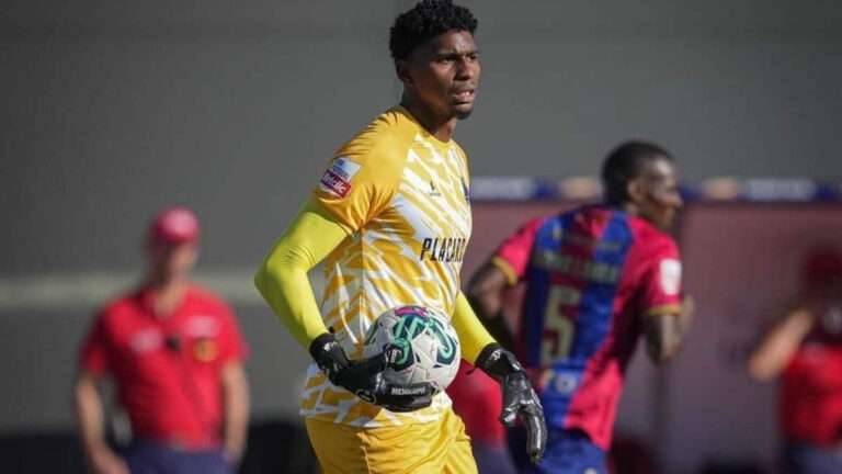 Hugo Souza no Corinthians? Goleiro entrou no radar do clube paulista