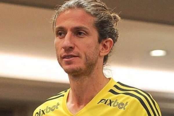 Promoção-de-Filipe-Luís-como-técnico-do-sub-20-é-oficializada-pelo-Flamengo