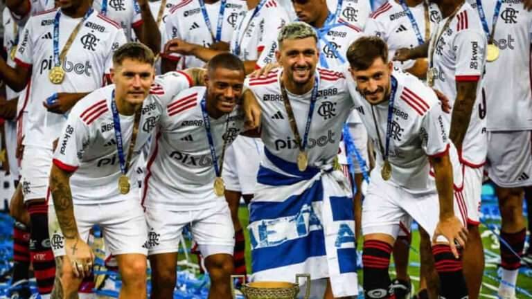 Quarteto de uruguaios do Flamengo é convocado para a Copa América
