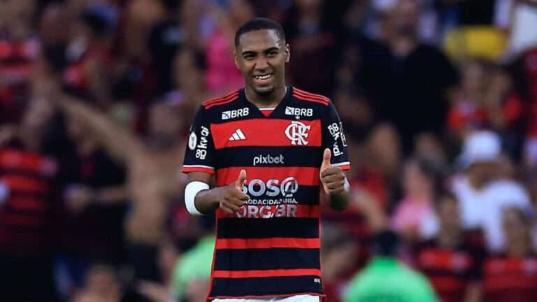 Dirigentes do CSKA não desistem de Lorran e chegam ao Rio para negociação
