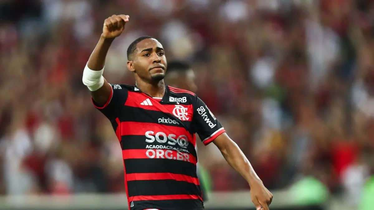 Oscilações de Lorran preocupa a torcida do Flamengo