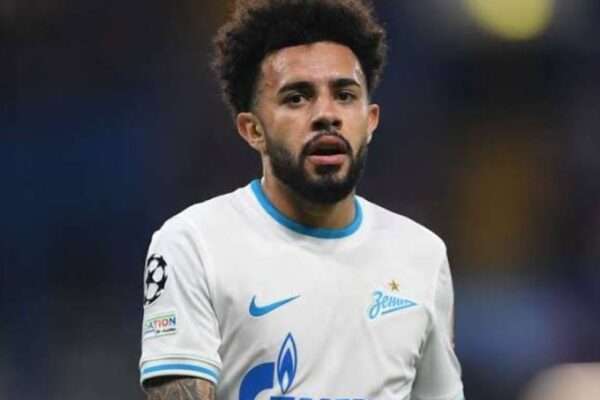 Zenit-define-preço-por-Claudinho