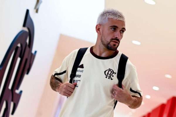 provável-escalação-do-Flamengo-contra-o-Criciúma