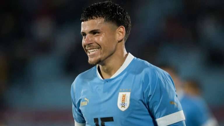 Diretoria sonda atacante Maximiliano Araújo como reforço do Flamengo para 2024