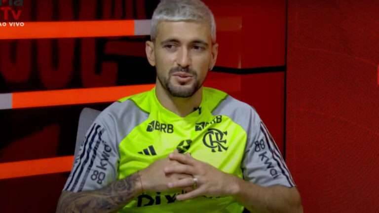 Arrascaeta projeta futuro no Flamengo: “Totalmente feliz aqui no Rio”