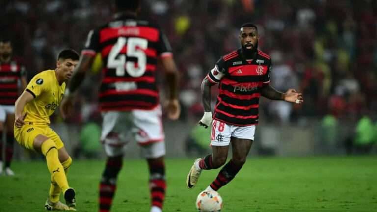 Peñarol invicto em casa e Flamengo irregular: O que esperar no duelo de hoje?