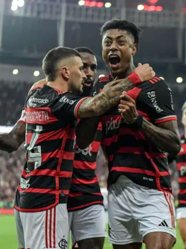 Escalação do Flamengo contra o Peñarol