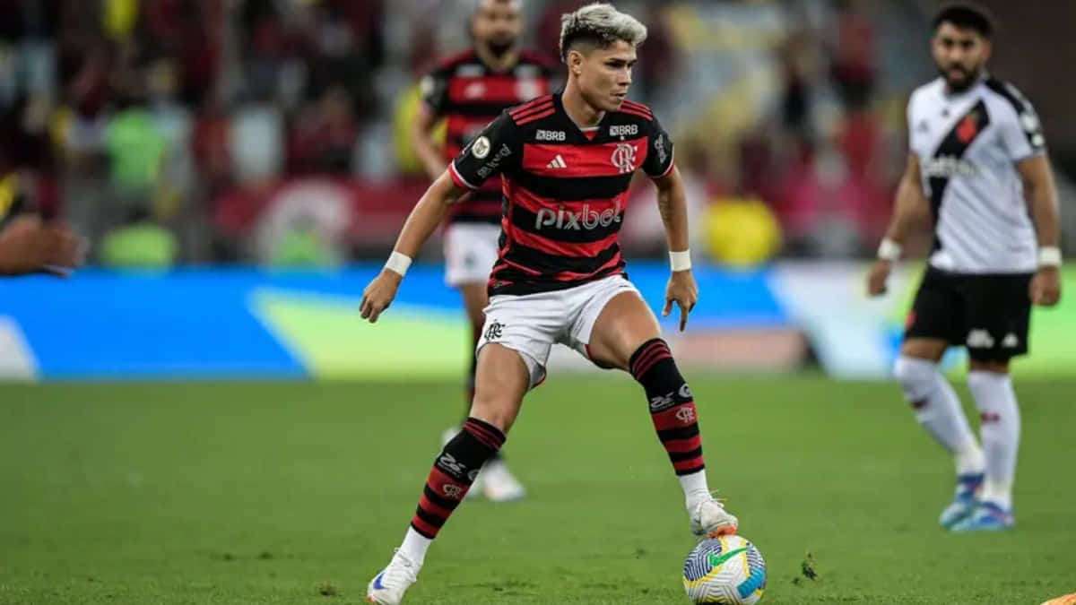 lesão de luiz araújo