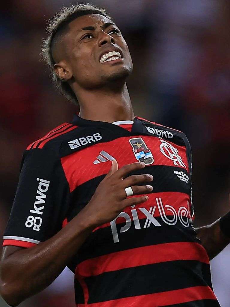 Fabrício-Bruno-faz-revelação-sobre-Bruno-Henrique-após-jogo-contra-o-Corinthians
