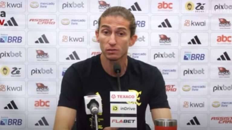 Filipe Luís rasga elogios aos jogadores do Flamengo após classificação para a final da Copa do Brasil