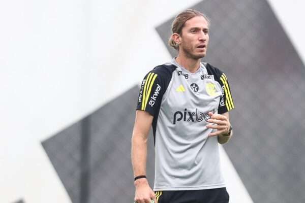 Flamengo-pode-perder-2-titulares-na-próxima-janela