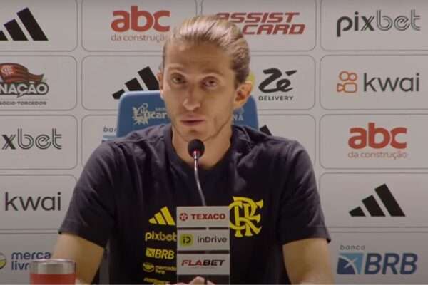 O-declaração-de-Filipe-Luís-aos-jogadores-do-Flamengo-envolvendo-o-jogo-contra-o-Corinthians