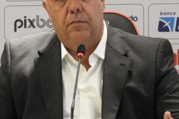 cropped-A-declaracao-de-Marcos-Braz-sobre-Hugo-Souza-do-Corinthians-2.jpg