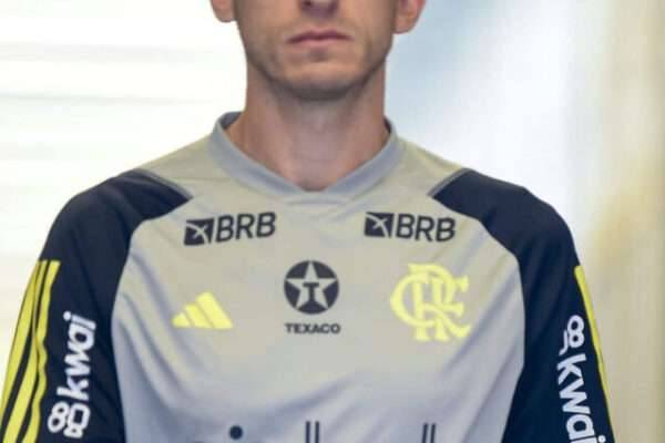 A-escalação-do-Flamengo-contra-o-Fluminense