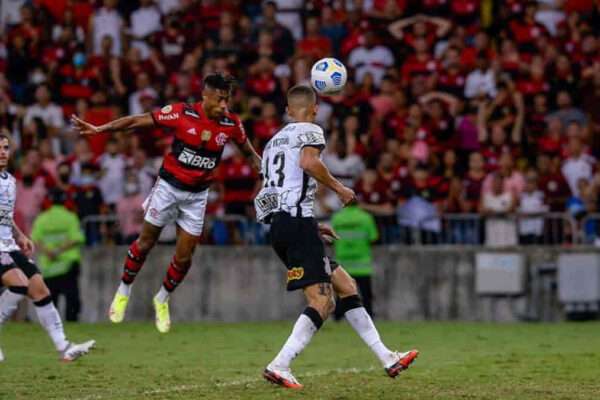 flamengo x corinthians histórico