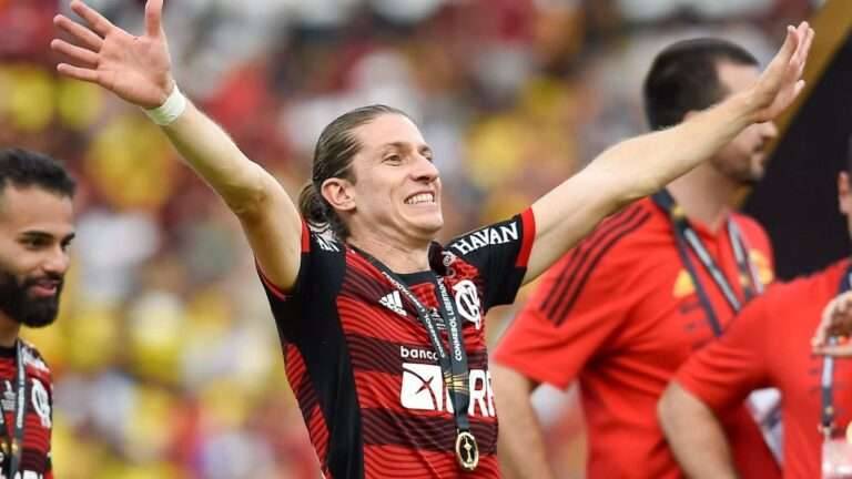 Carreira de Filipe Luís no Flamengo: gols, títulos e estatística