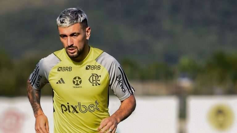 Nota oficial do Flamengo atualiza situação de Arrascaeta
