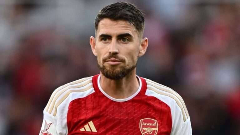Flamengo encaminha contratação de Jorginho, do Arsenal