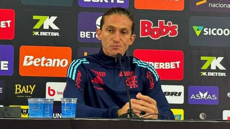 Filipe Luís revela quando Pedro do Flamengo volta a jogar