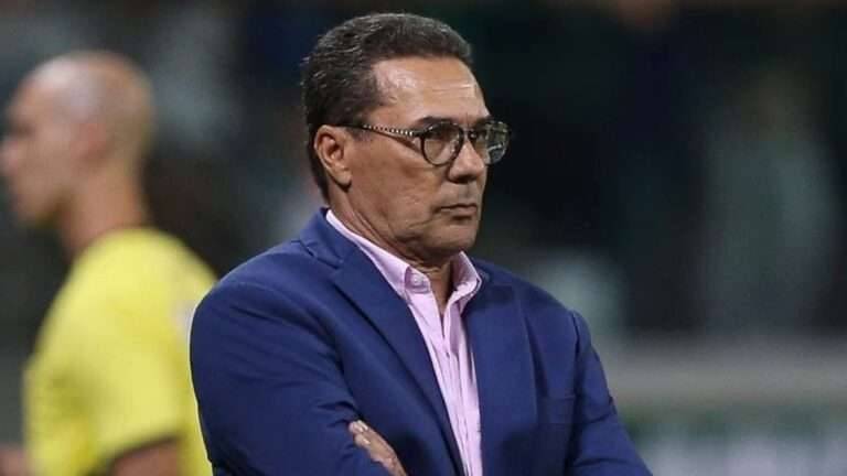 A declaração de Vanderlei Luxemburgo, ex-técnico do Flamengo, direcionada a Neymar, do Santos