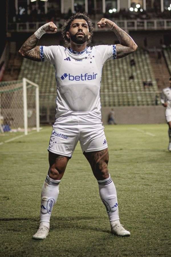 Gabigol, ídolo do Flamengo, atualmente joga pelo Cruzeiro