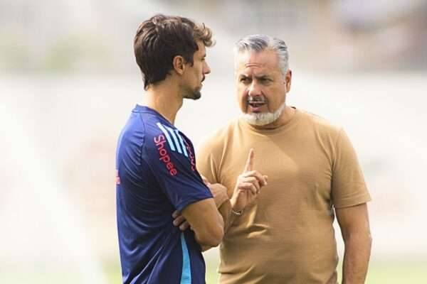 A decisão de contratar Rodrigo Caio foi de José Boto