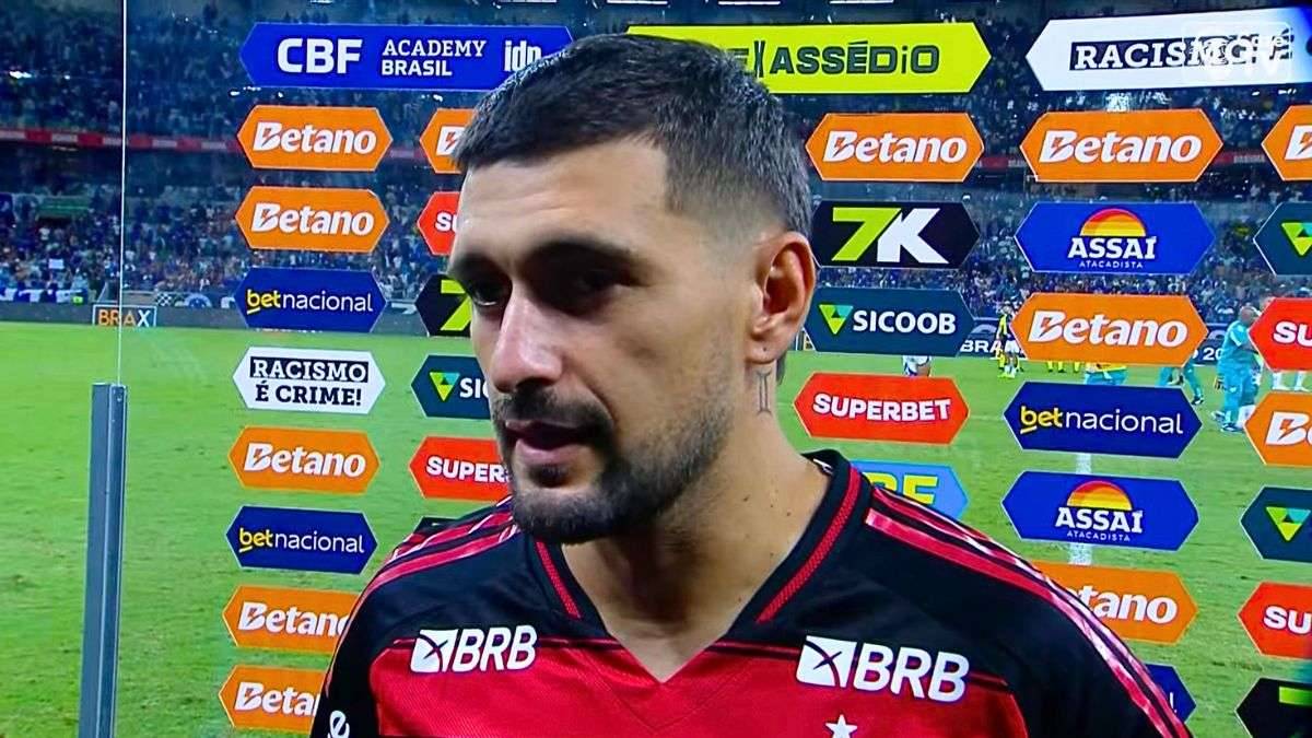 Arrascaeta é sincero sobre atuação do Flamengo contra o Cruzeiro