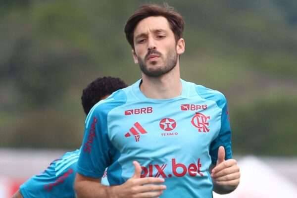 Matías Viña volta quando