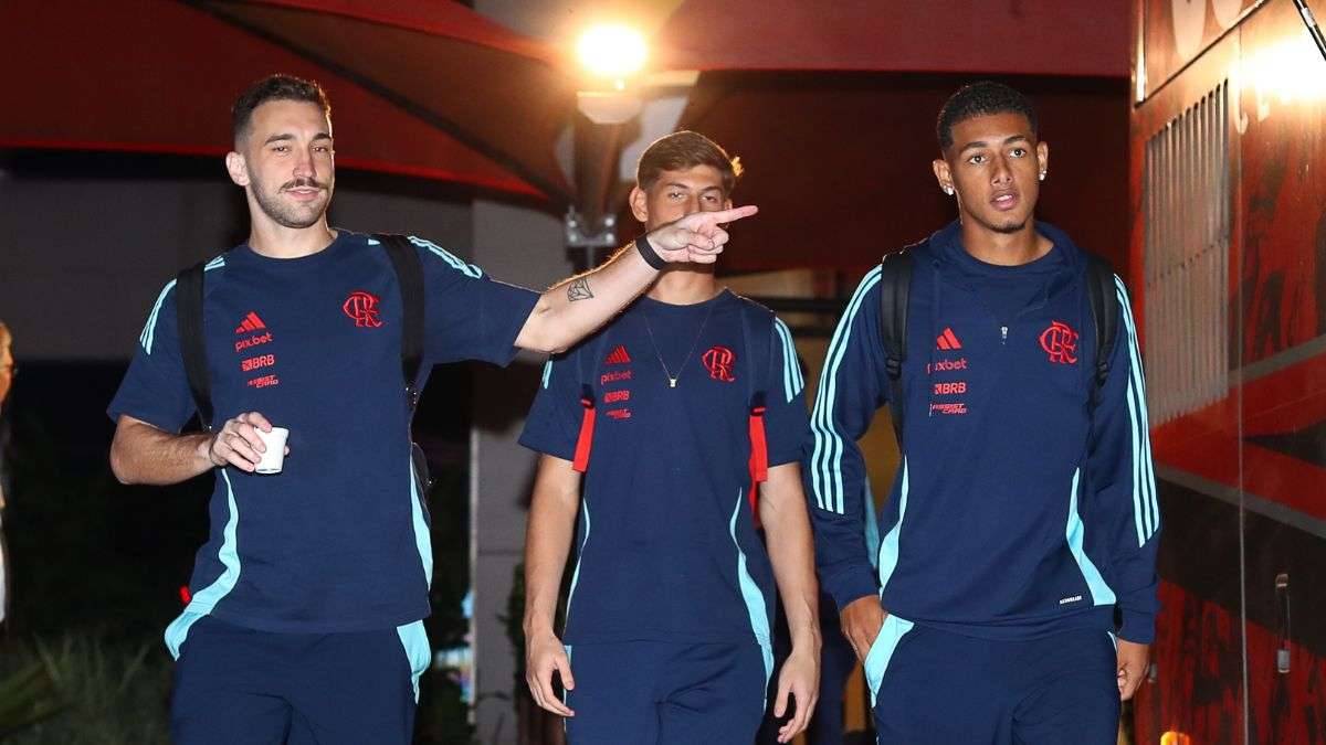 Alguns dos jogadores do Flamengo relacionados para o jogo contra o Botafogo-PB