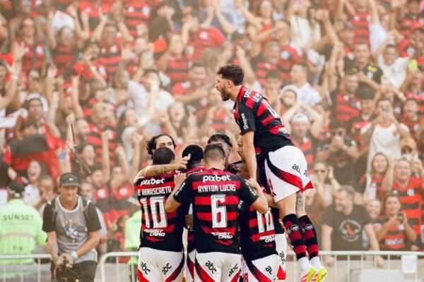 Venda de ingresso para Flamengo e Bahia como comprar