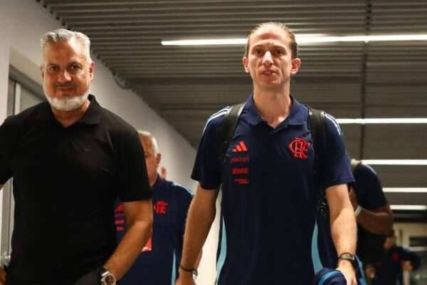 jogadores que vão sair do Flamengo na próxima janela de transferência