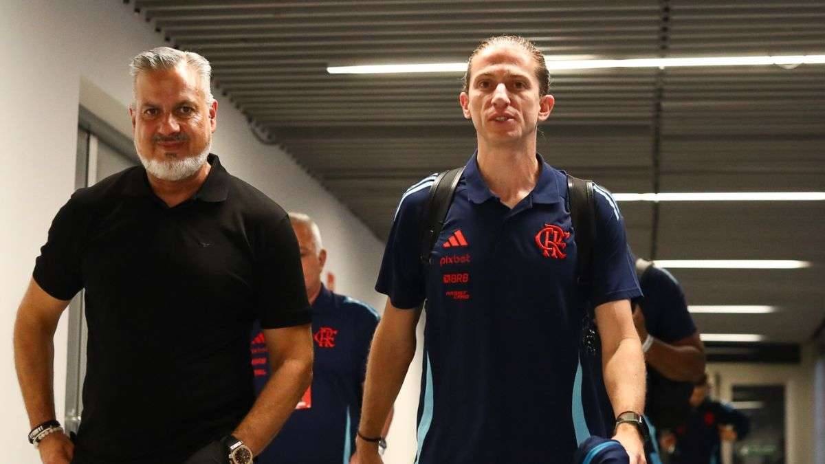 jogadores que vão sair do Flamengo na próxima janela de transferência