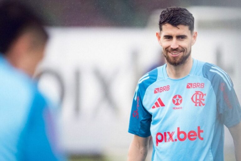 Treino do Flamengo nos Estados Unidos é adiado por problemas climáticos