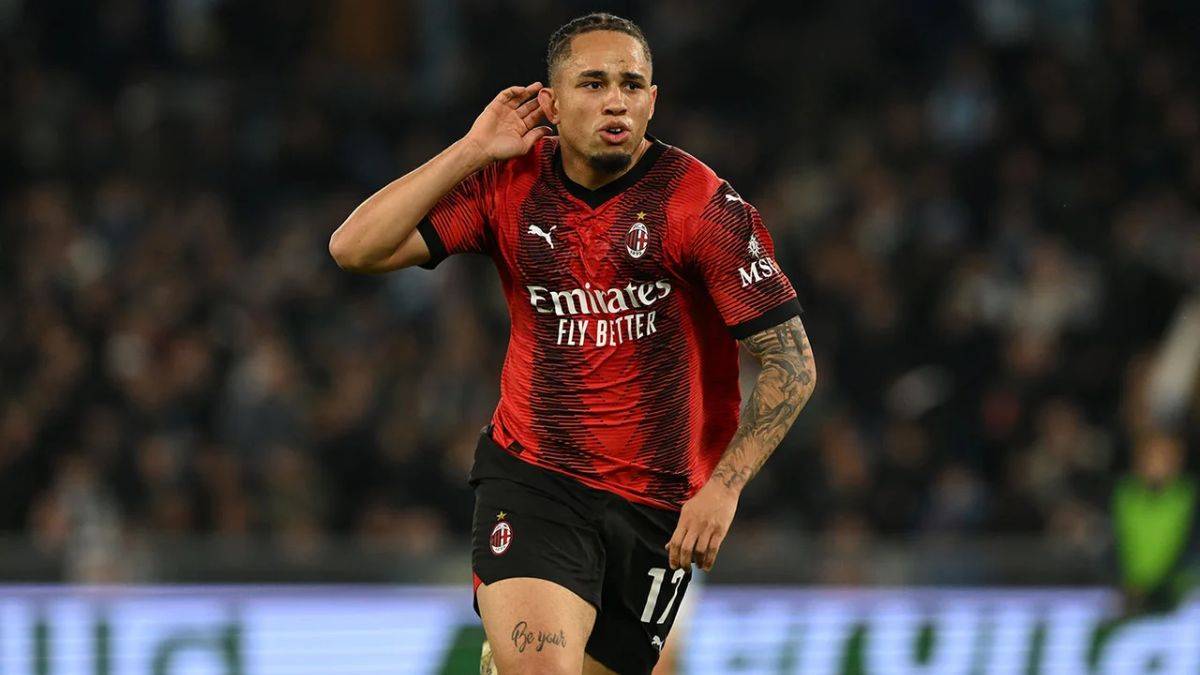 Noah Okafor atacante do Milan entra na mira do Flamengo