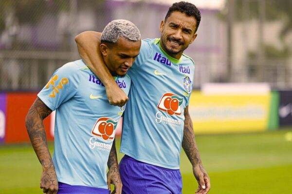 Provável escalação do Brasil contra o Paraguai hoje