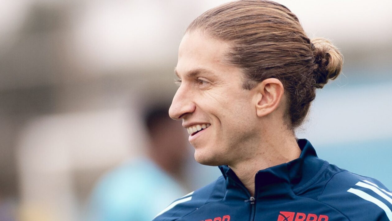 Filipe Luís prepara o time para a Libertadores